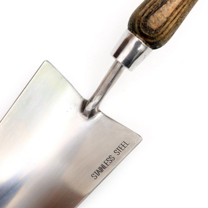 Hand trowel